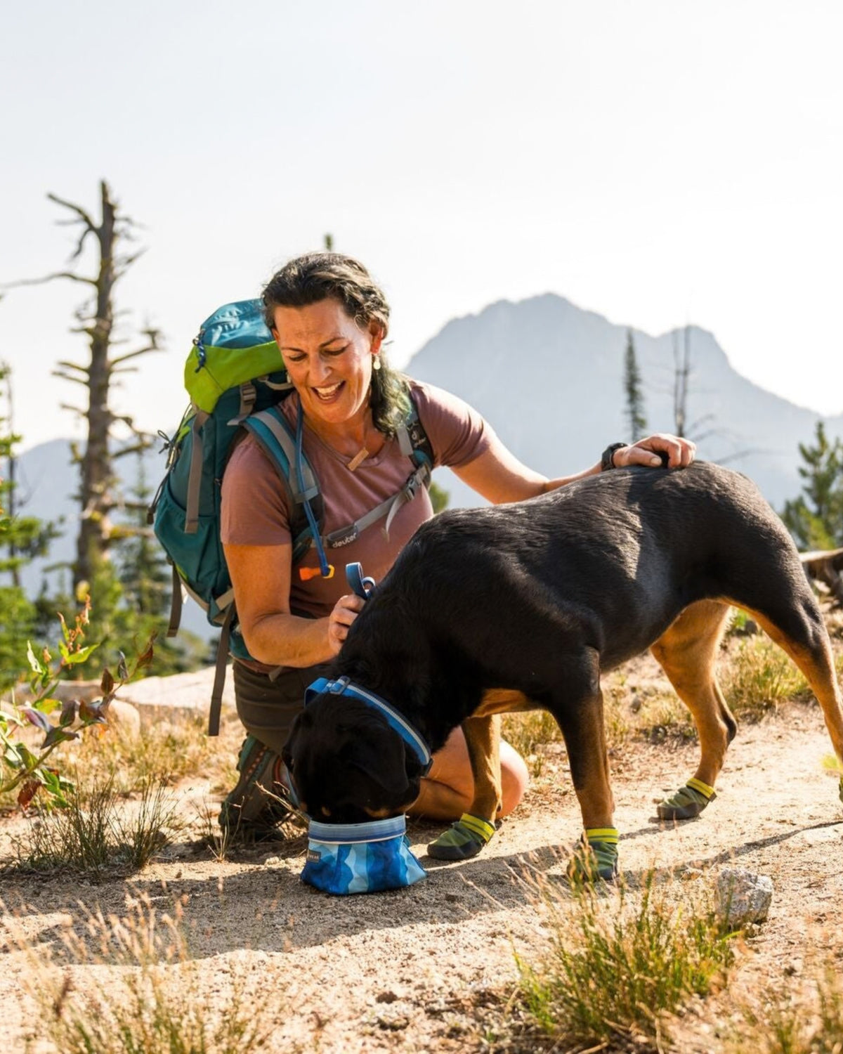 Katlanabilir Köpek Mama ve Su Kabı Ruffwear Quencher
